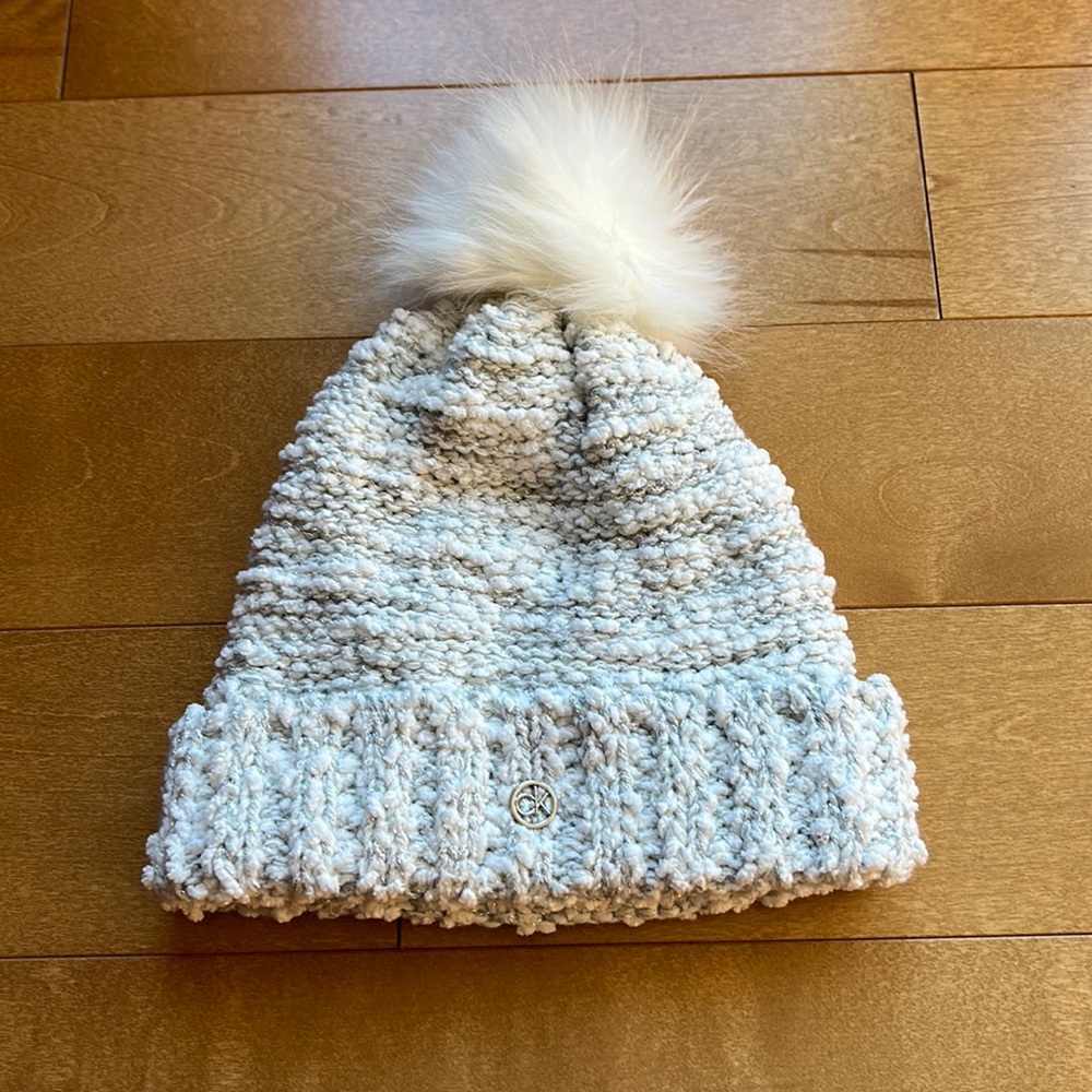 Calvin Klein Beanie - Picture 1 of 5